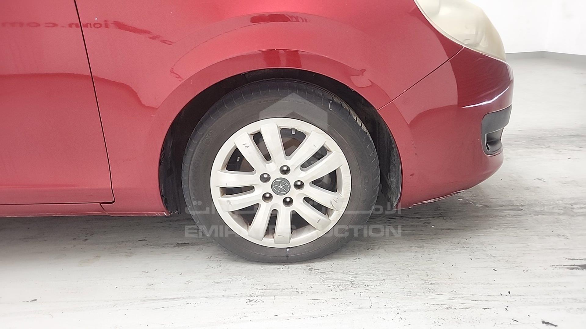 2016 JAC J6 VIN: LJ12EKS37G4400665