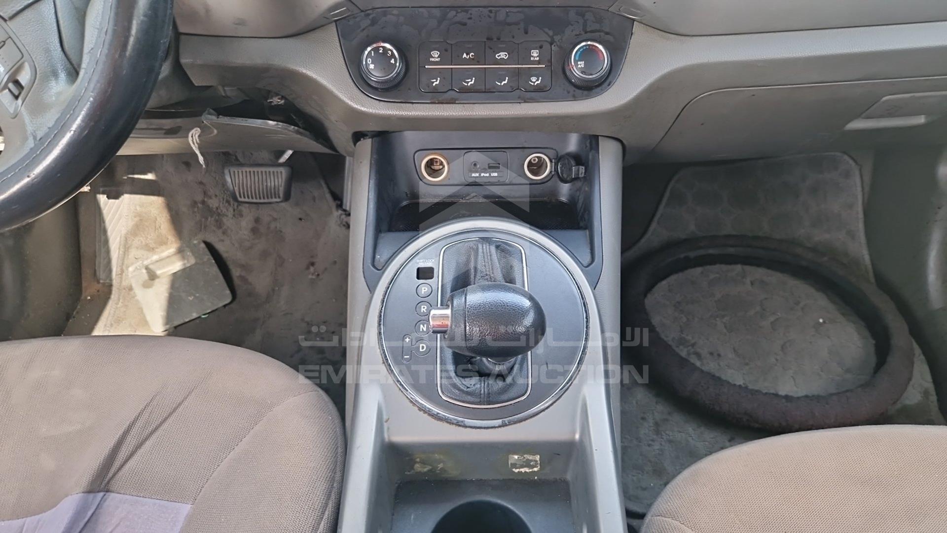 2011 KIA SPORTAGE VIN: KNAPB8116B7030318