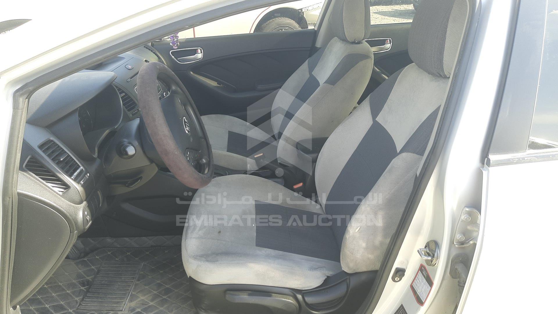 2016 KIA CERATO VIN: KNAFK4118G5418982