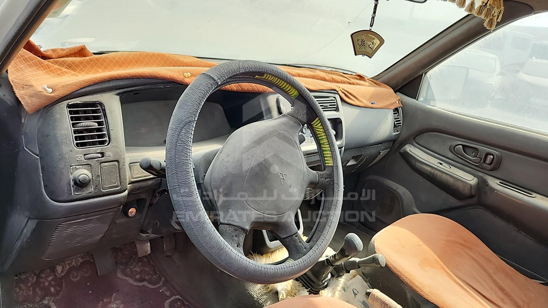 2003 MITSUBISHI L 200 VIN: MMBJNK7403D070441