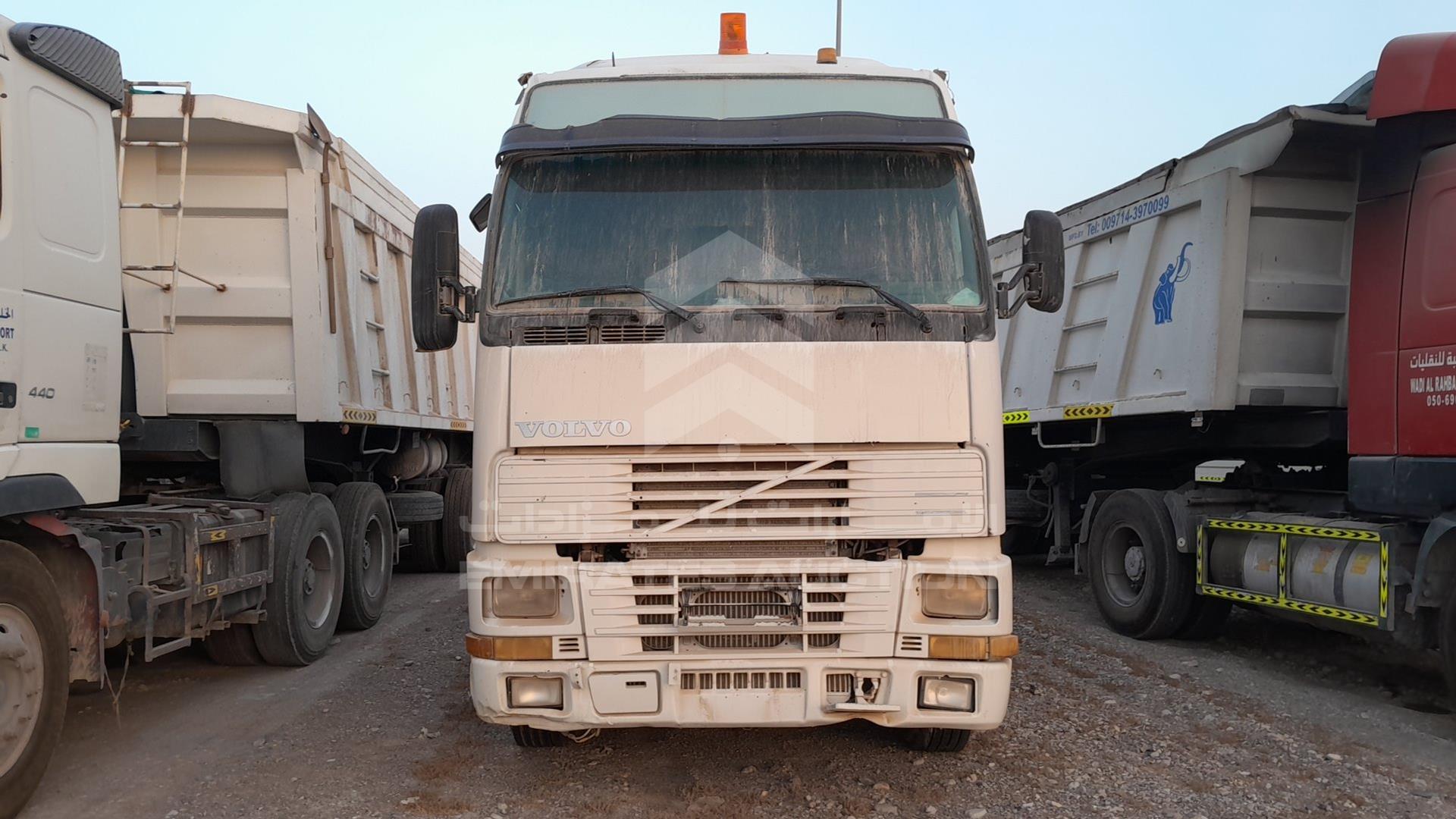 1999 VOLVO FH12 VIN: YV2A4B3AXXB215995