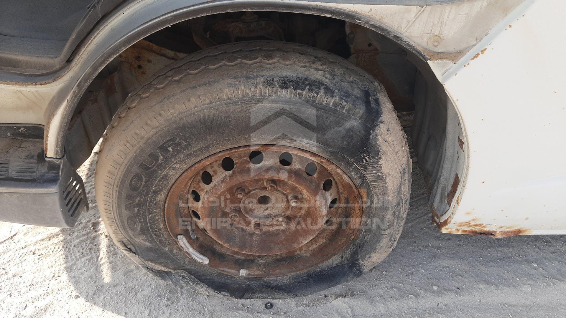 2006 TOYOTA HIACE VIN: JTGJX02P260004721