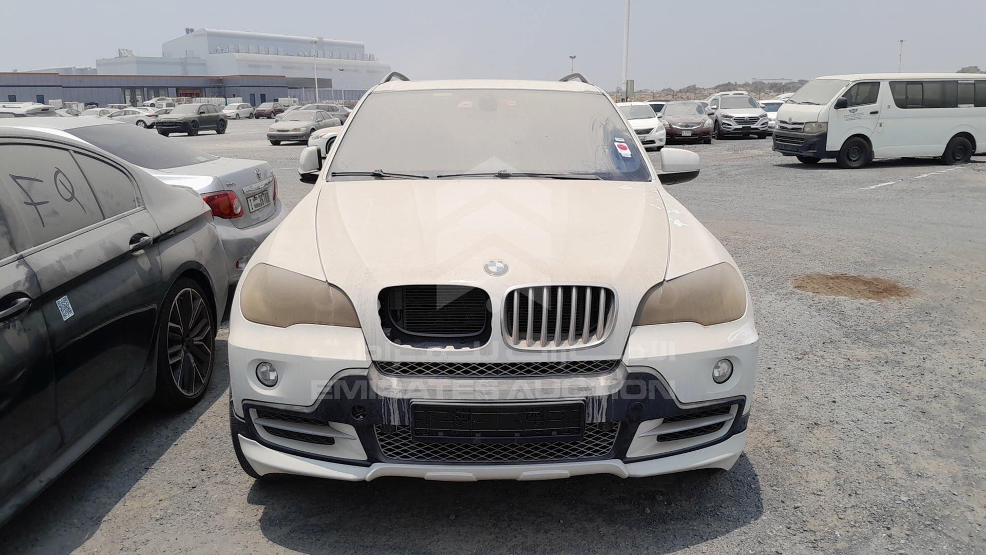 2008 BMW X5 VIN: WBAFE81018L092493