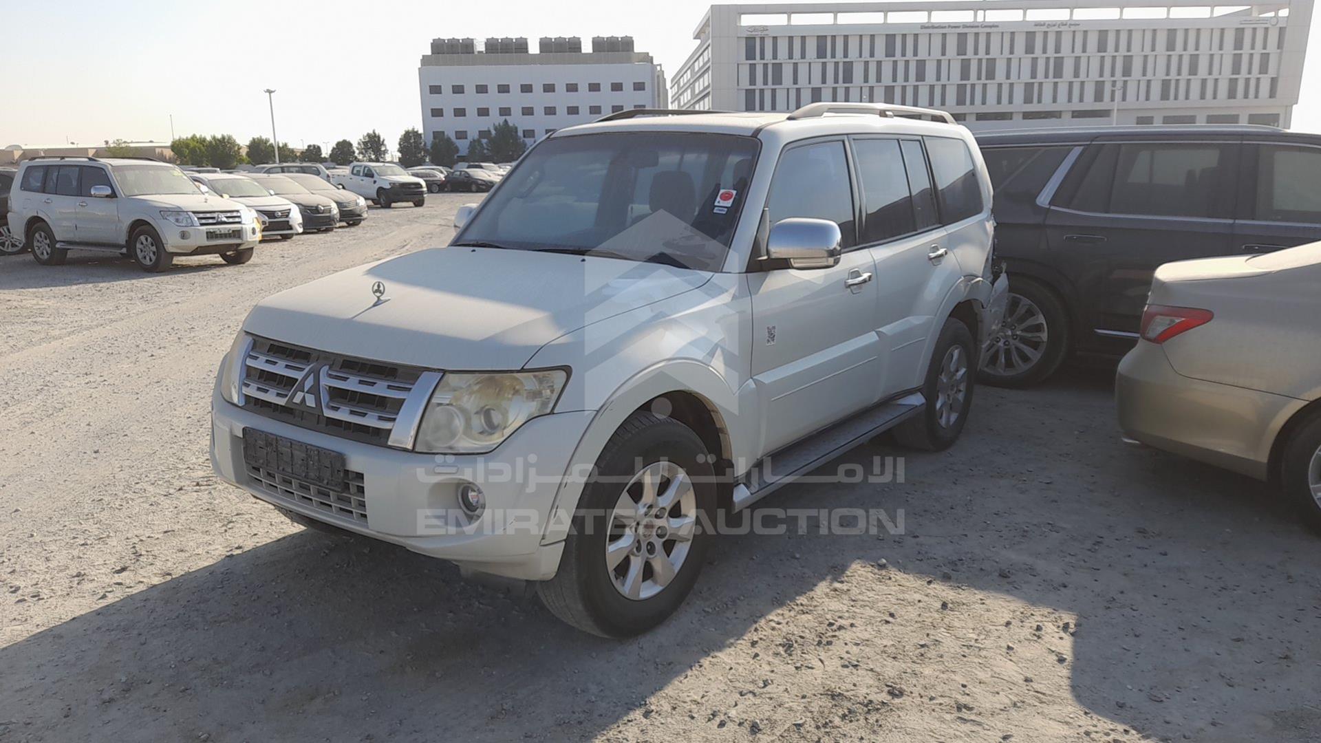 2013 MITSUBISHI PAJERO VIN: JMYLRV95WDJ702310
