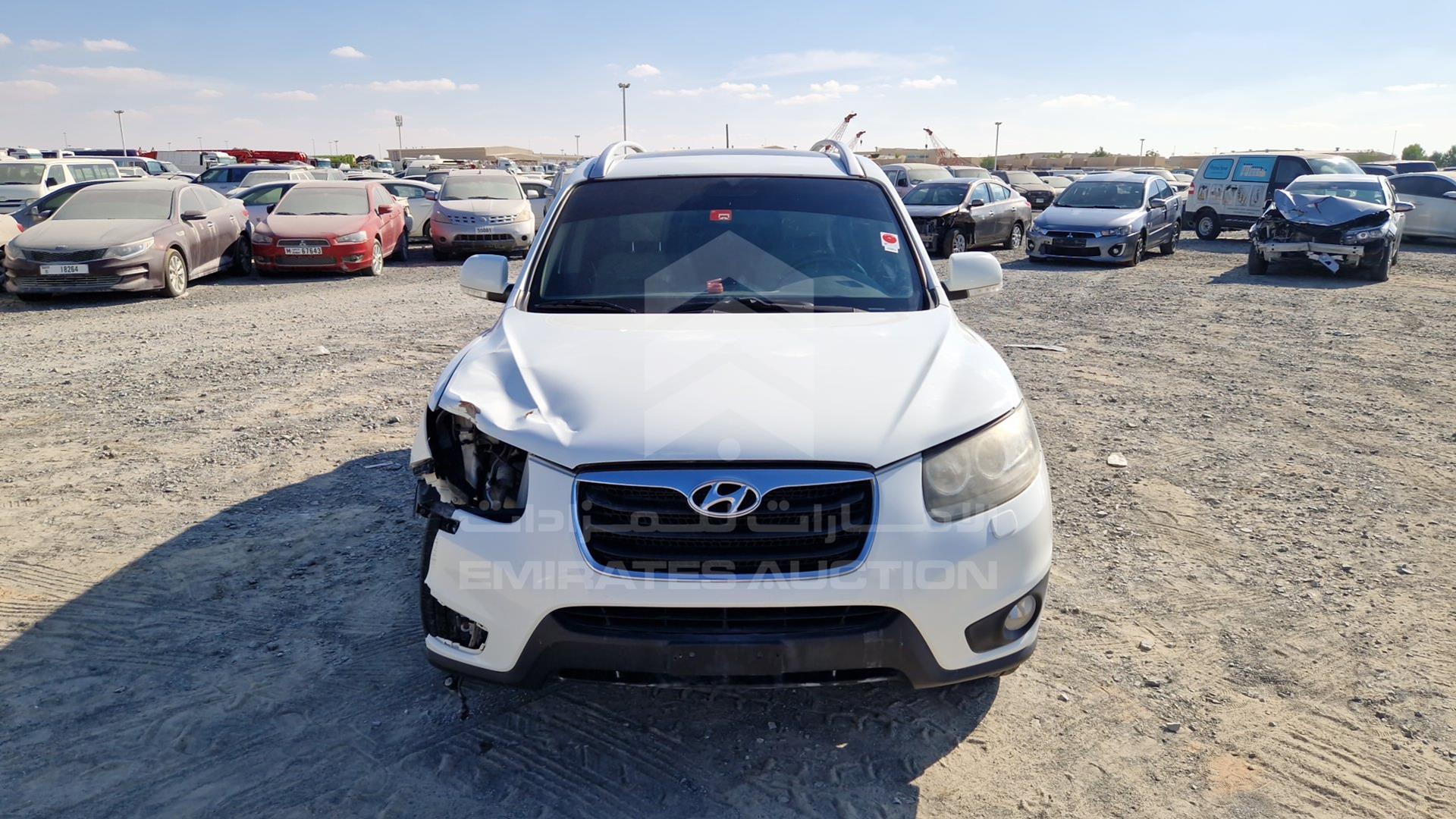 2011 HYUNDAI SANTA FE VIN: KMHSH81G6BU721605