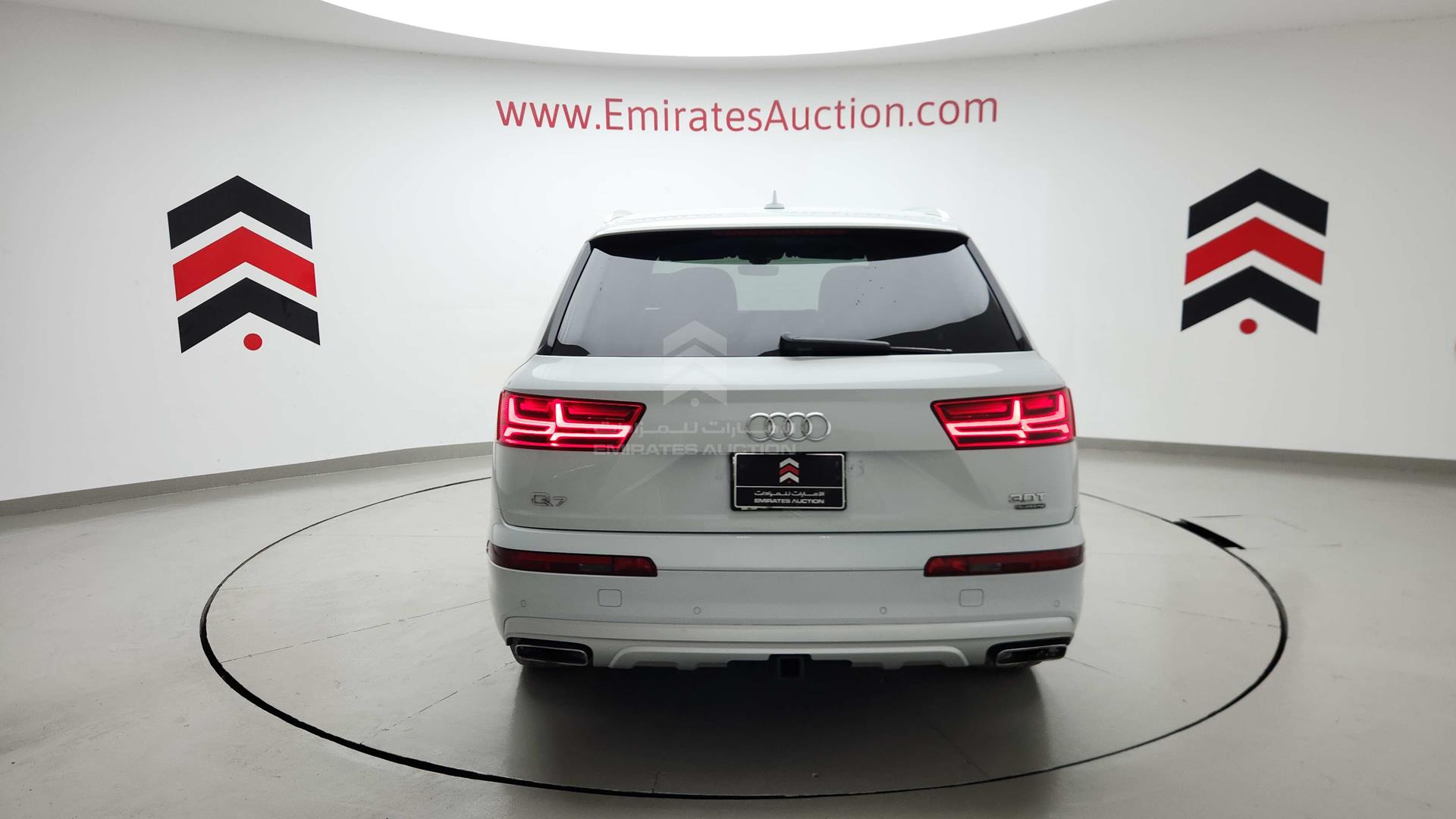2017 AUDI Q7 VIN: WA1LAAF75HD026709