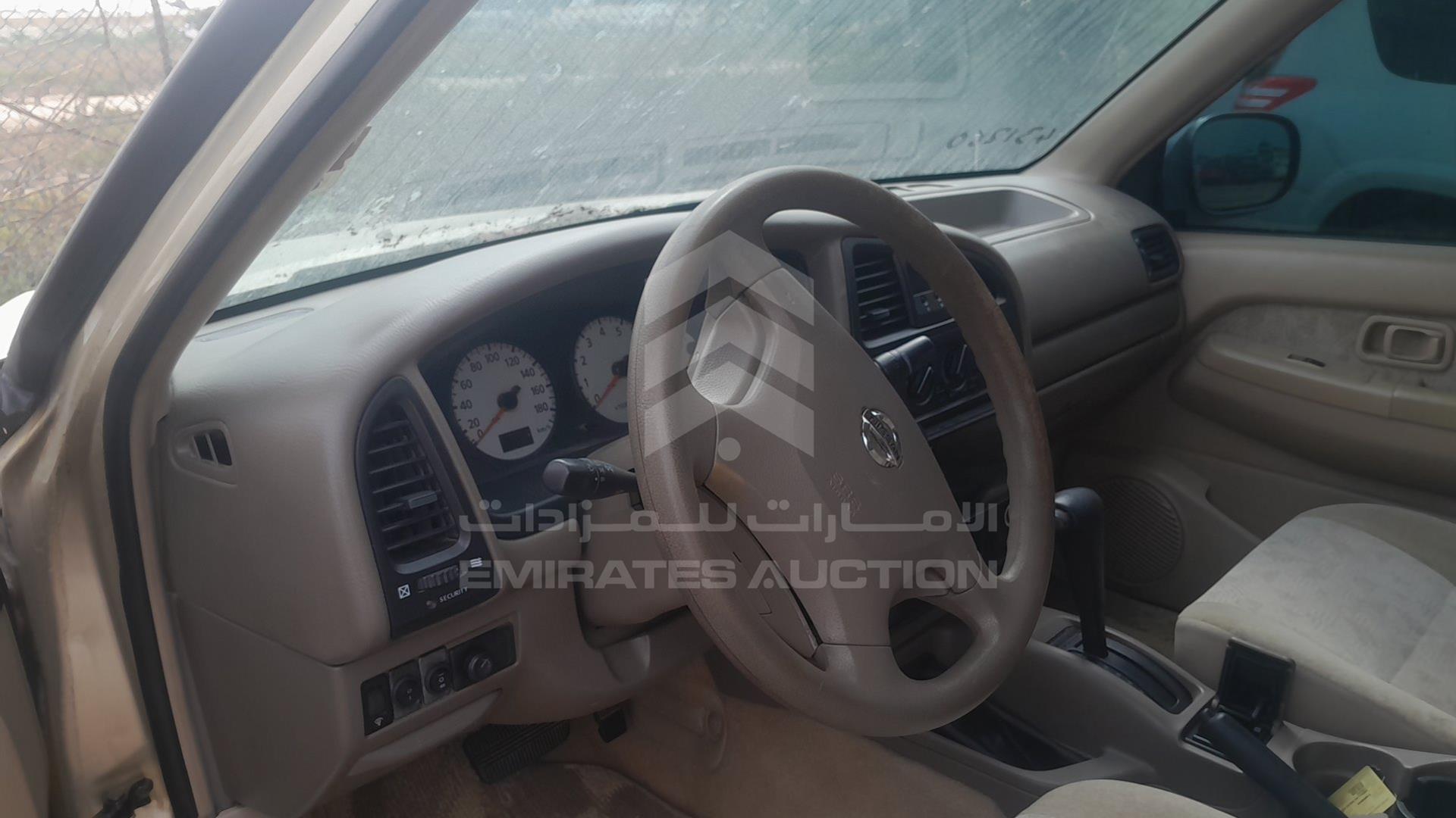 2002 NISSAN PATHFINDER VIN: JN8AR05Y92W523305