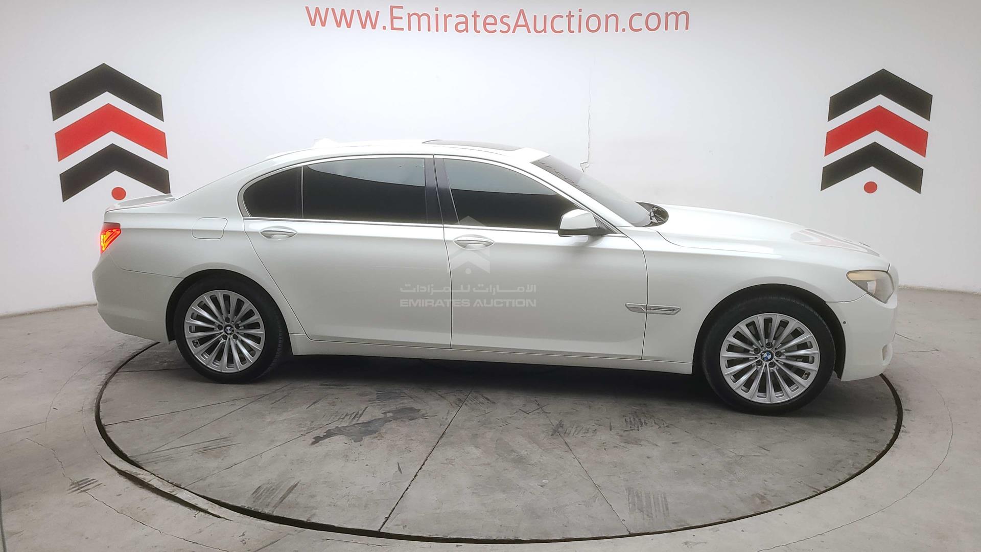 2009 BMW 740 IL VIN: WBAKB410X9CY46332