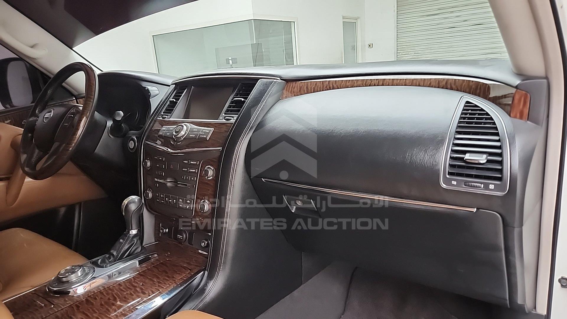 2015 NISSAN PATROL VIN: JN8AY2NY2F9113593