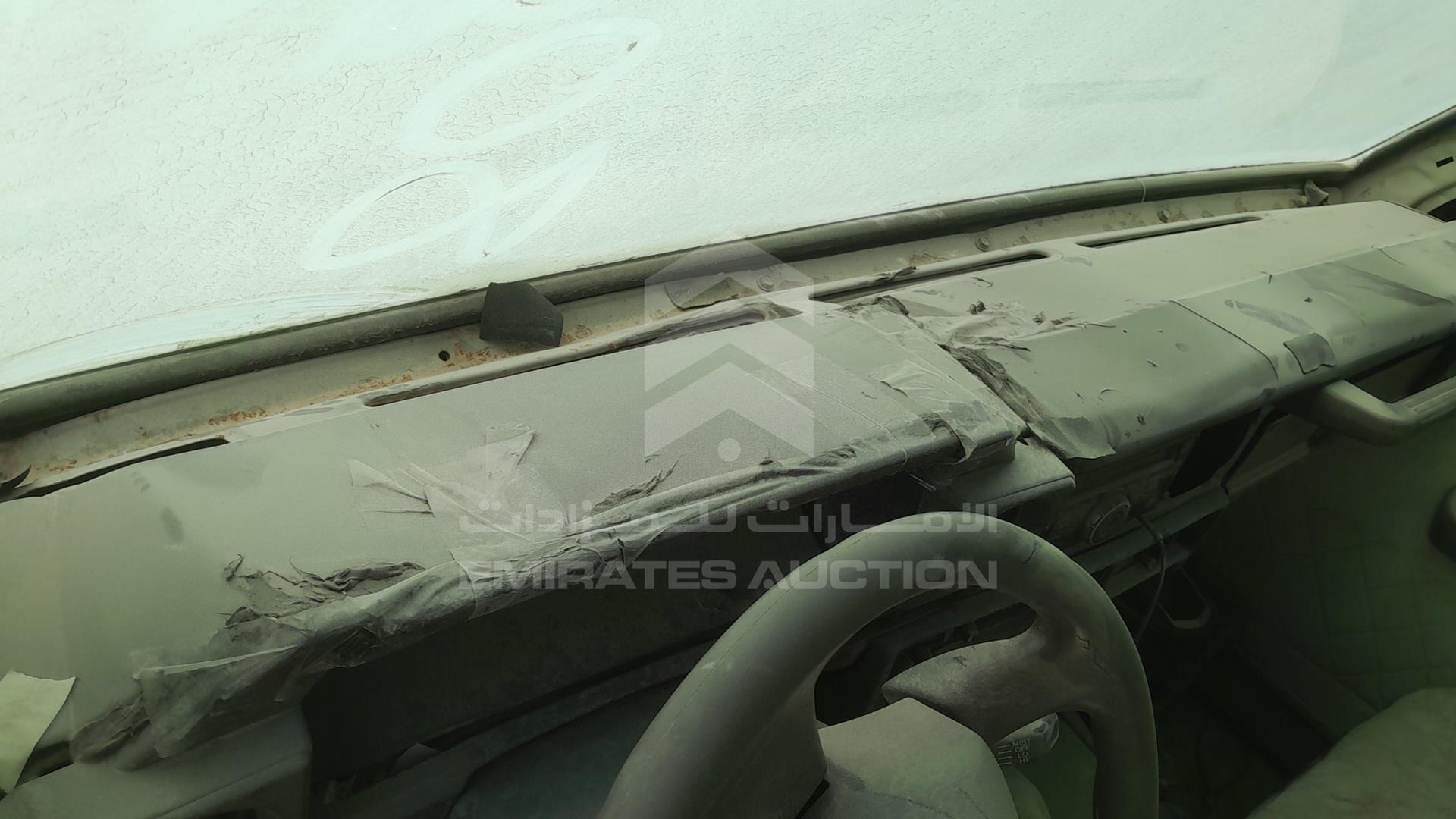 2007 TOYOTA LAND CRUISER VIN: JTFLJ73JX76036221
