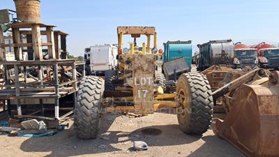 1999 kumatsu GD 705 A