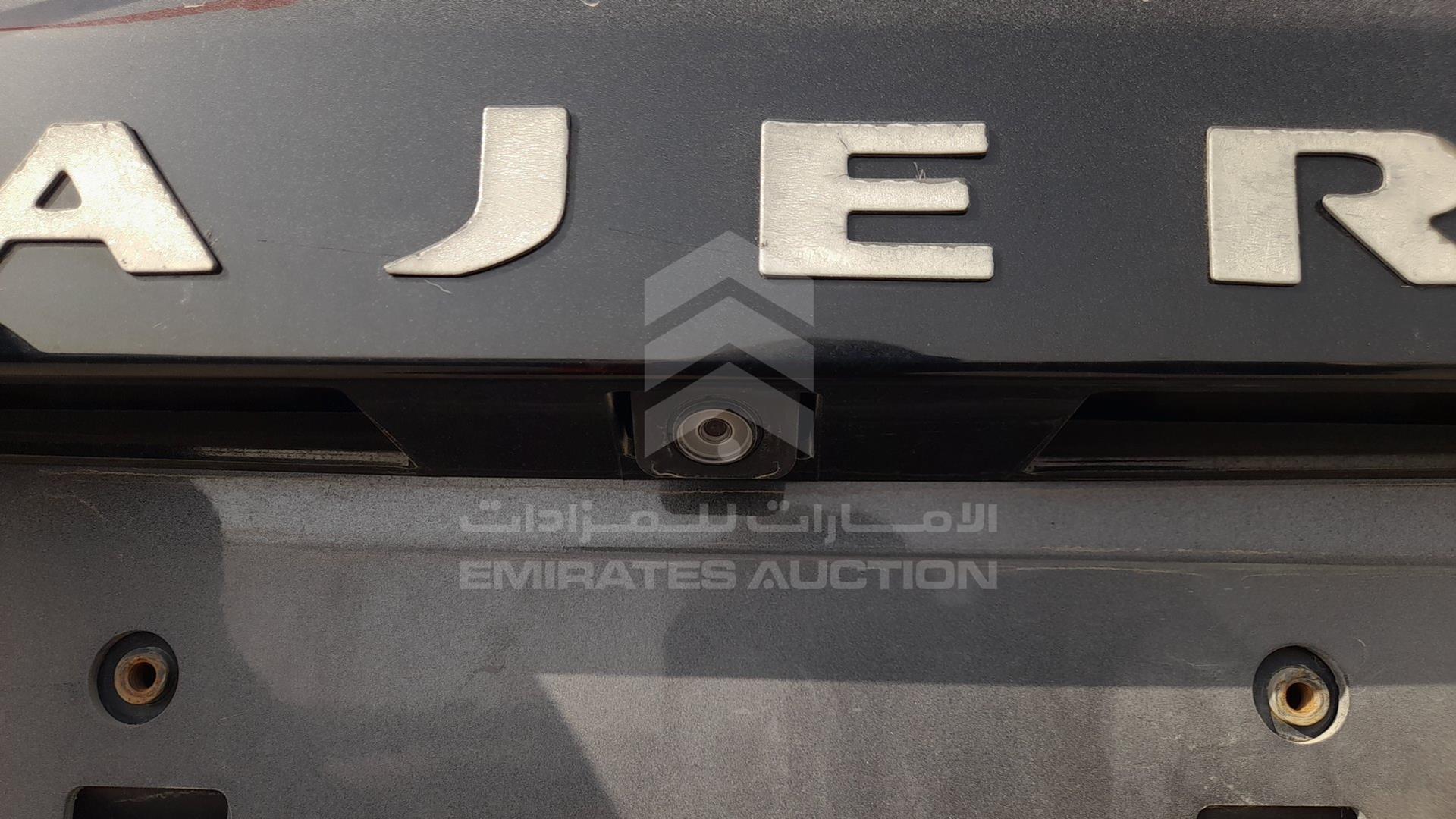2016 MITSUBISHI PAJERO VIN: JMYMRV85WGJ710495