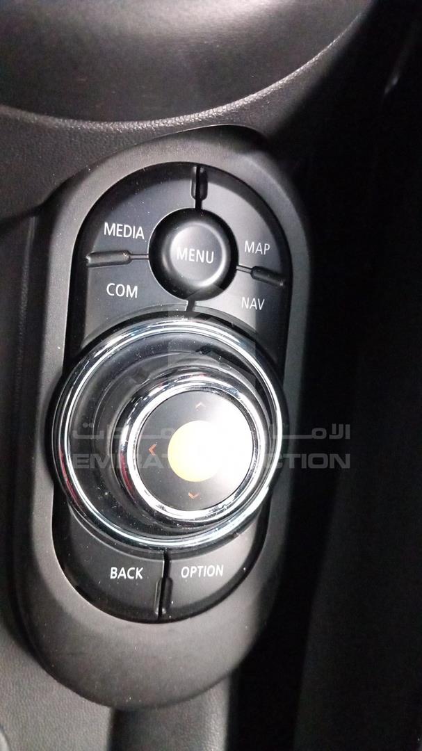 2021 MINI COOPER S VIN: WMWXR5A00M2N03907