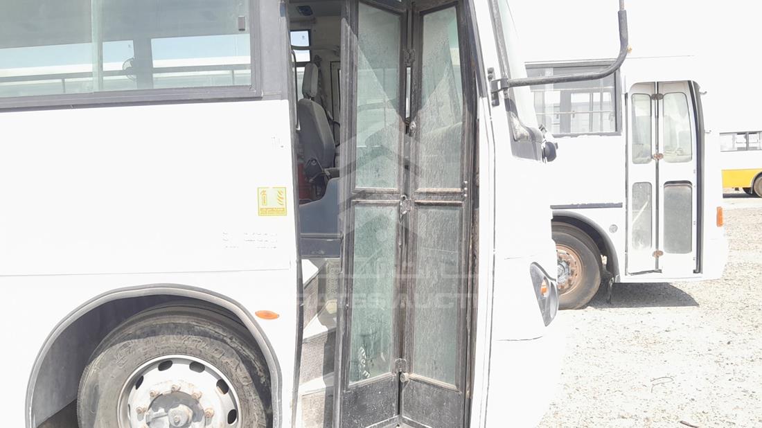 2016 Tata LPO1618 — Front Right Door — Photo 22
