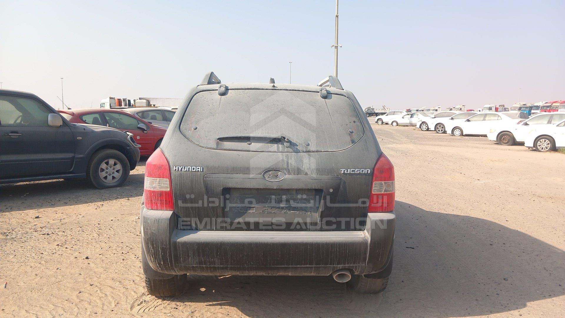 2007 HYUNDAI TUCSON VIN: KMHJM81B37U642959