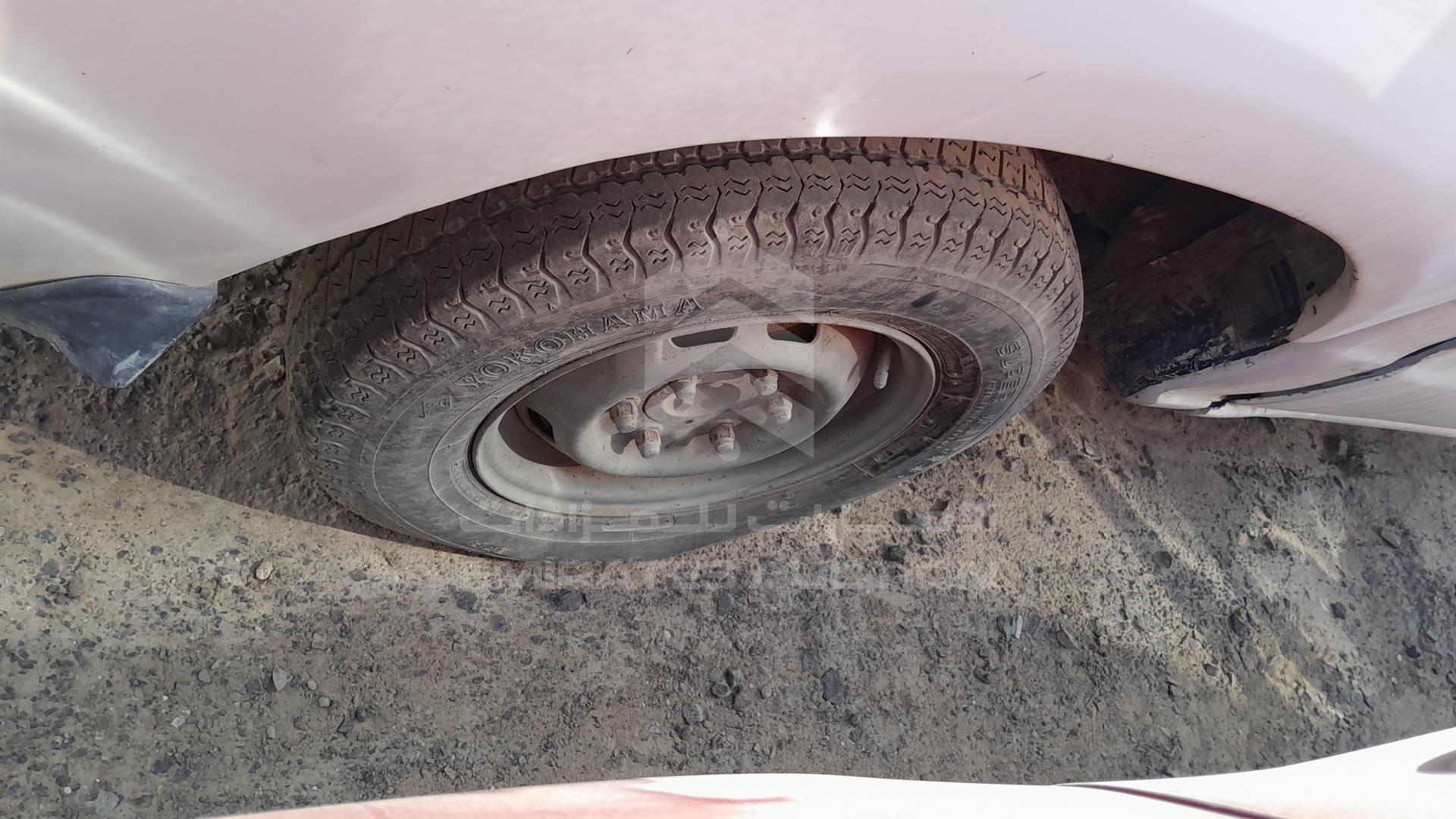 2000 NISSAN 2400 VIN: JN6BD23S6YA711209