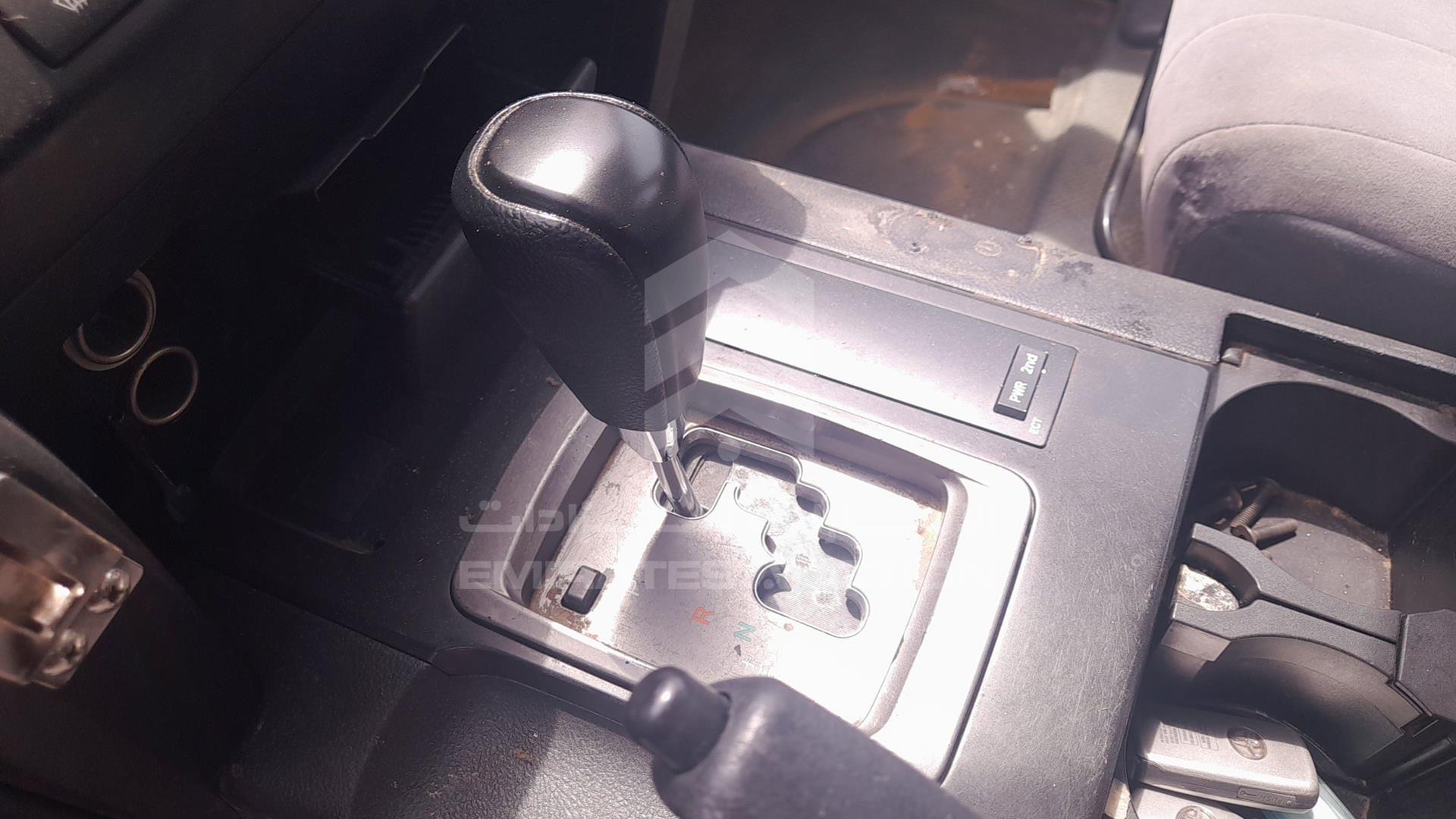 2011 TOYOTA LAND CRUISER VIN: JTMDU09J4B4044435