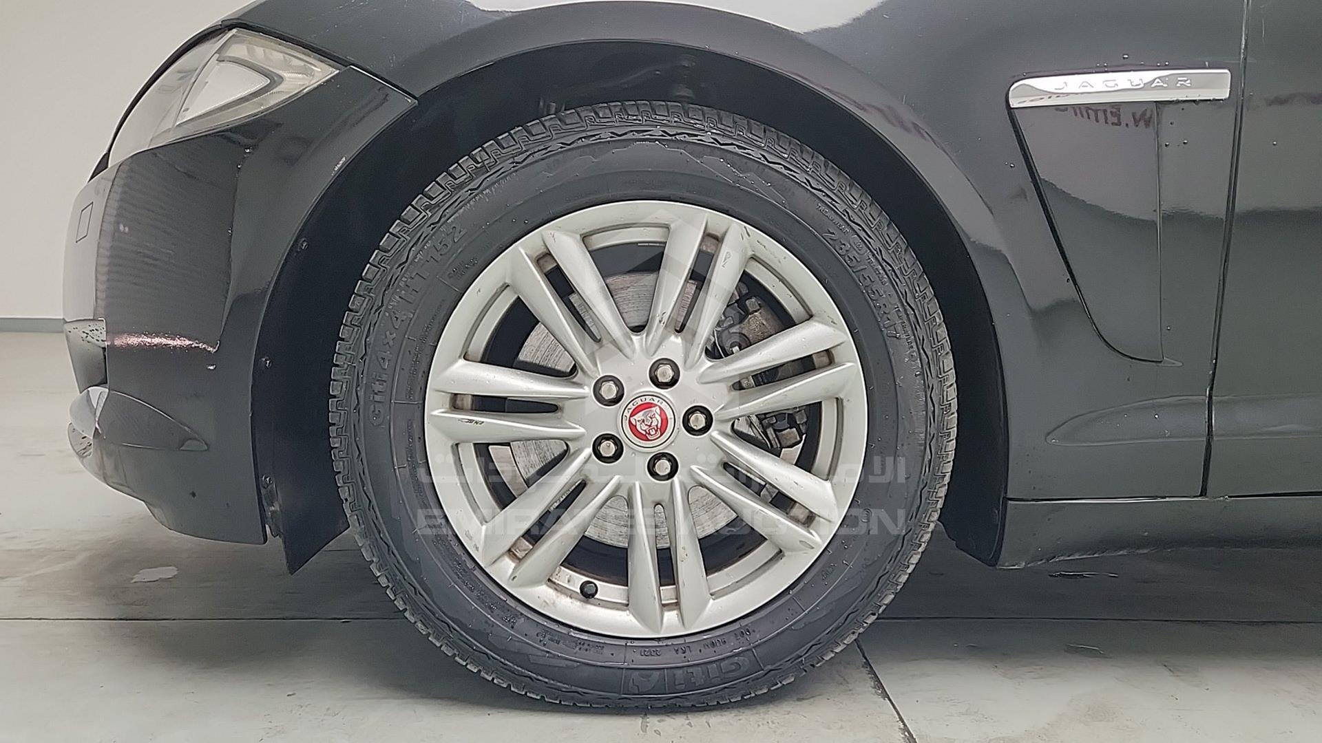 2014 JAGUAR XF VIN: SAJAA05N9EPU12651