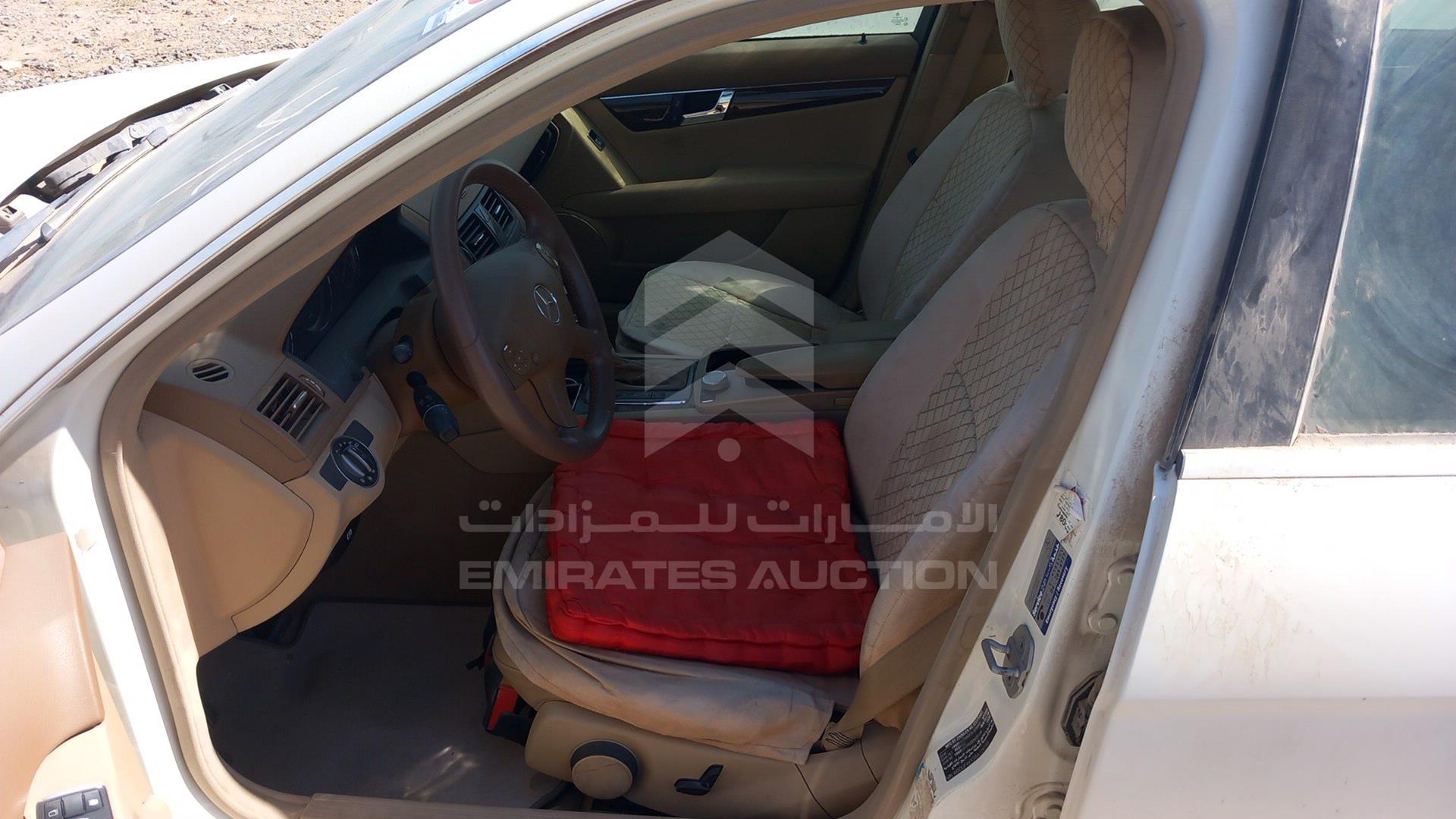 2008 MERCEDES C 180 VIN: WDDGF46X58A126195
