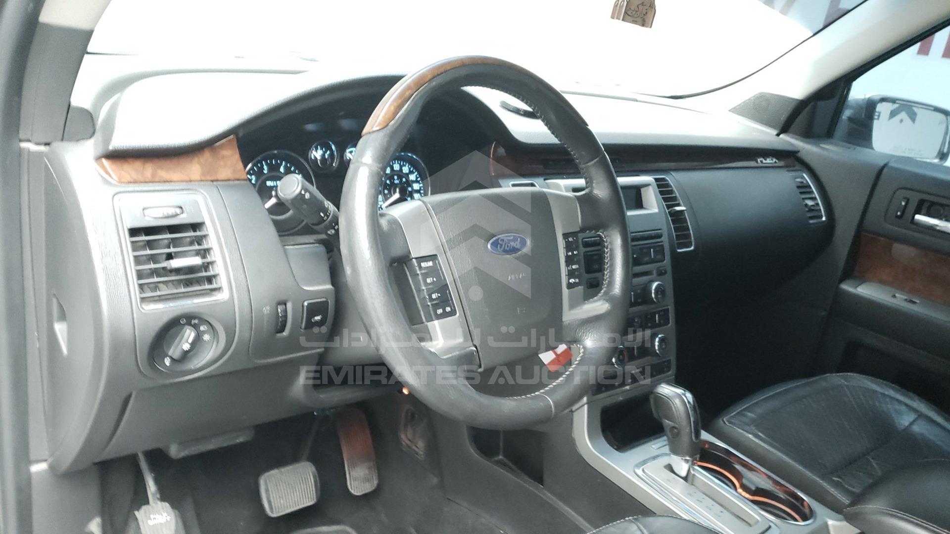 2009 FORD FLEX VIN: 2FMEK63C99BA45616