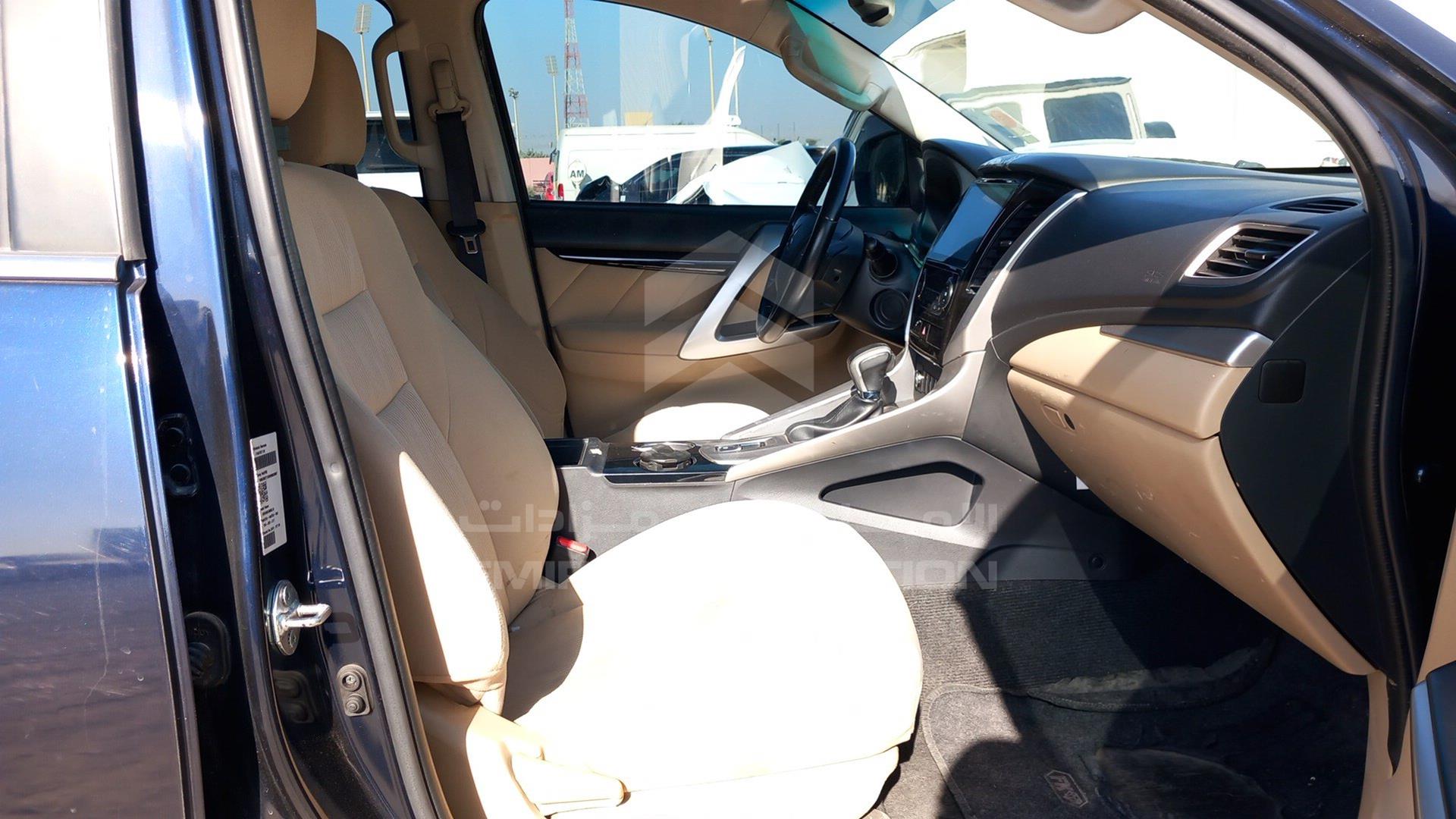 2017 MITSUBISHI MONTERO VIN: MMEMC21X8HH003996