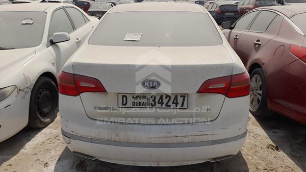 KNALM4147B5050231 KIA Cadenza