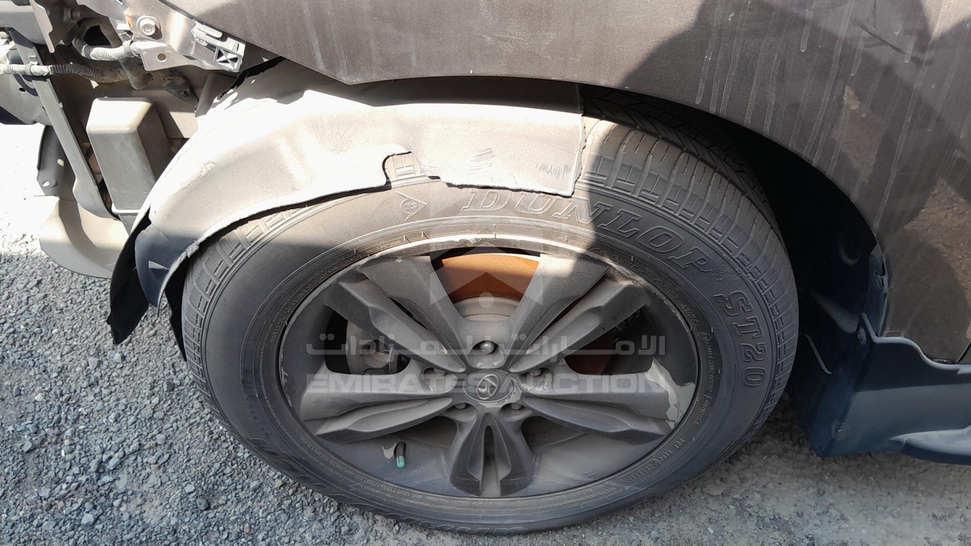 2012 HYUNDAI TUCSON VIN: KMHJT81B8CU444021