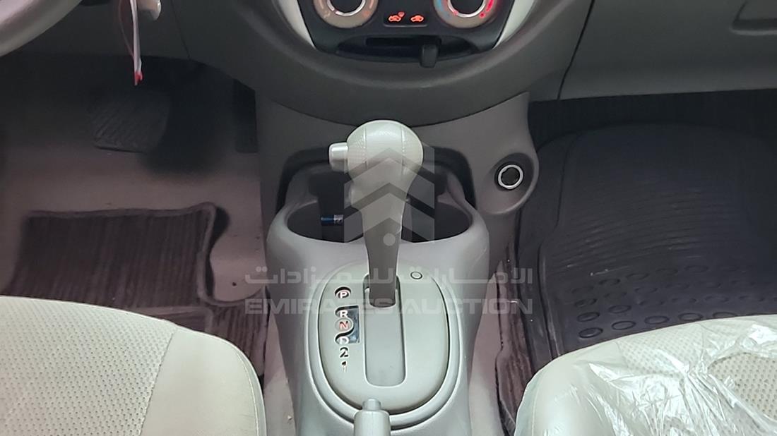 2019 Nissan Sunny — Gear View — Photo 17