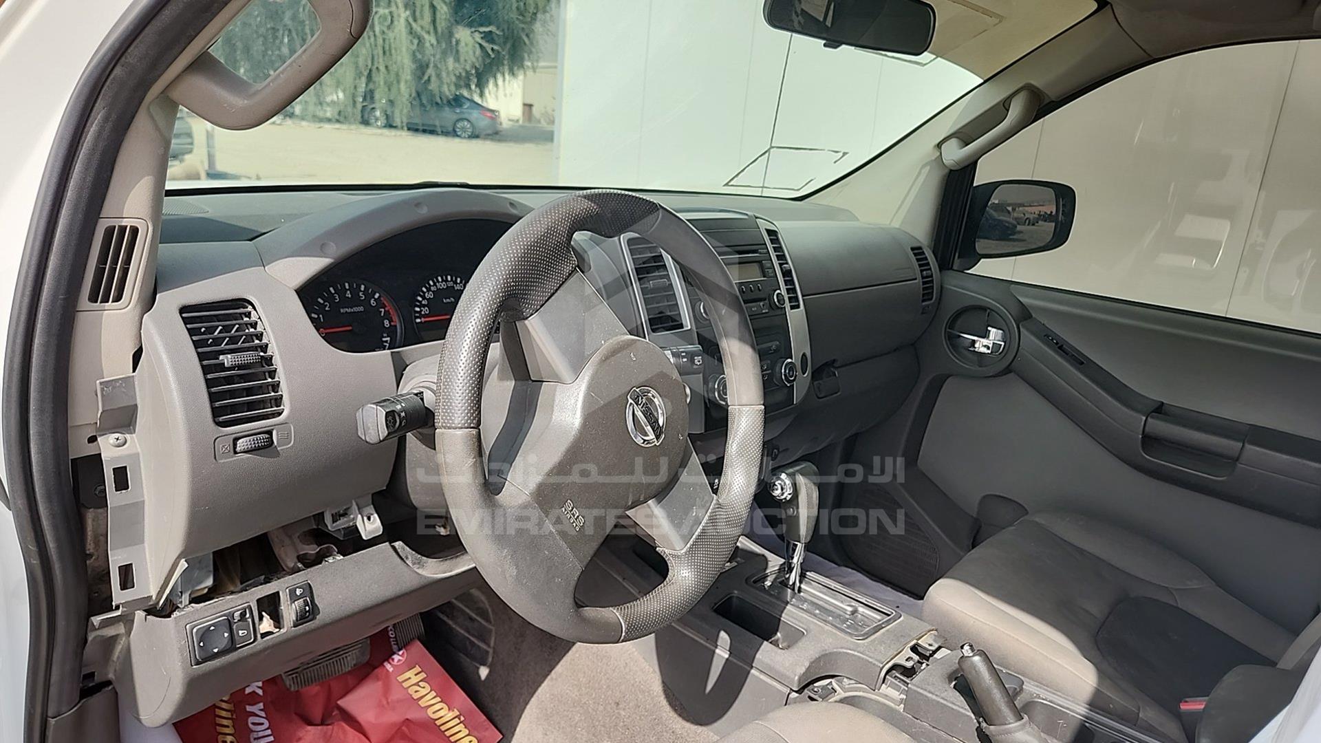 2013 NISSAN XTERRA VIN: 5N1AN0N64DN817561