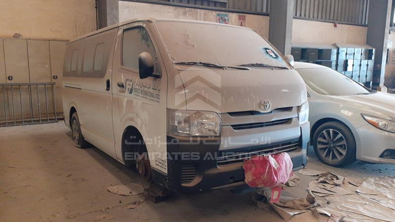 JTGJX02P1E0061717 Auction: EmiratesAuction Lot: 409501 JTGJX02P1E0061717 Toyota Hiace 2014 WHITE Photo 8