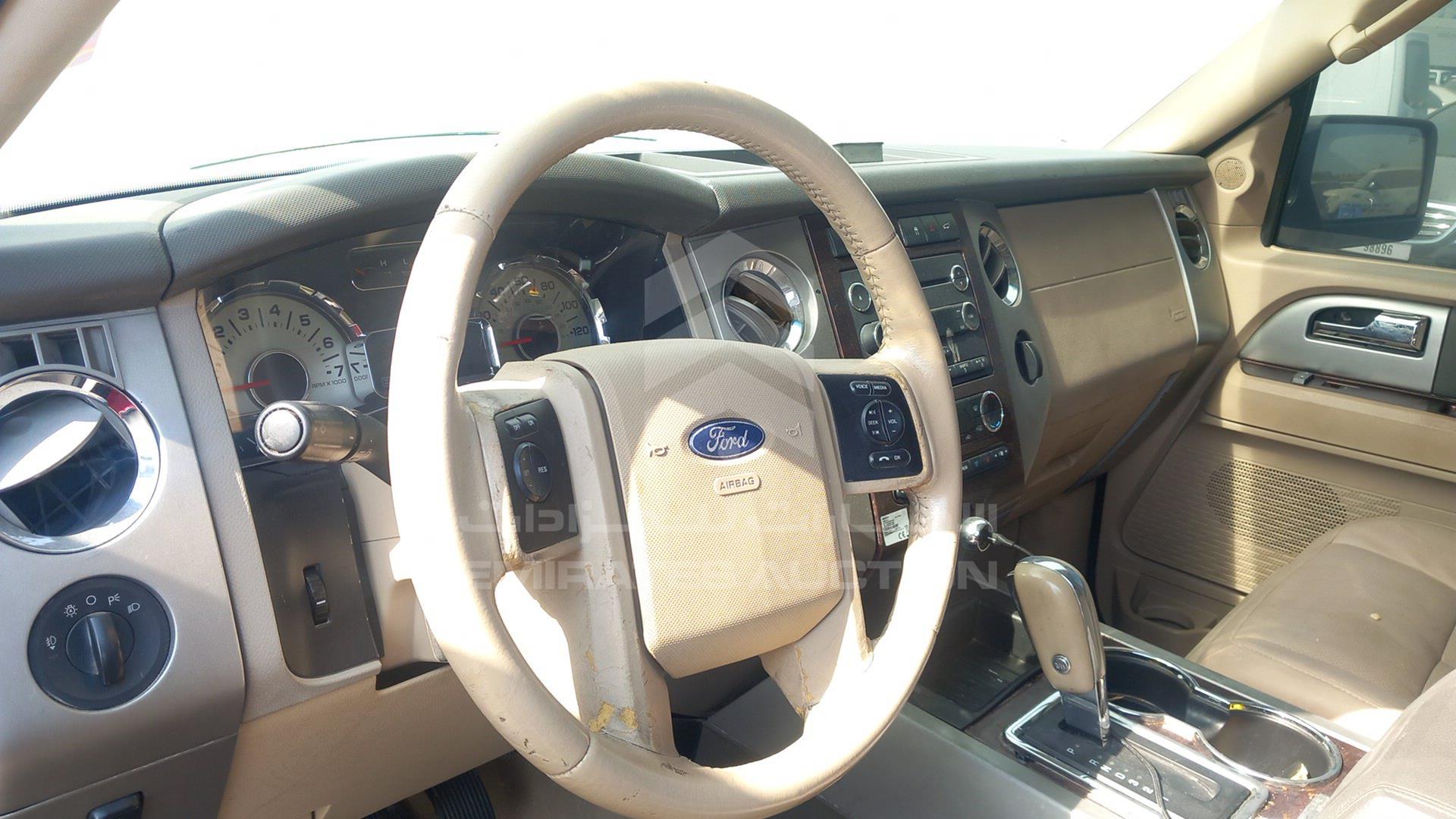2011 FORD EXPEDITION VIN: 1FMJK1J52BEF05635