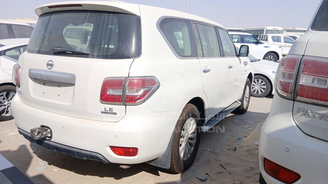 نيسان باترول 2019 — الزاوية الخلفية اليمنى — صورة 8
