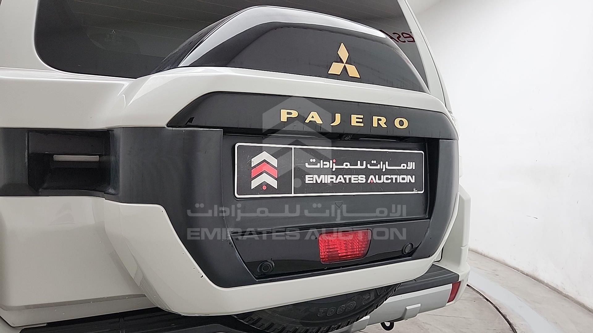 2020 MITSUBISHI PAJERO VIN: JE4MR62M0LJ703693