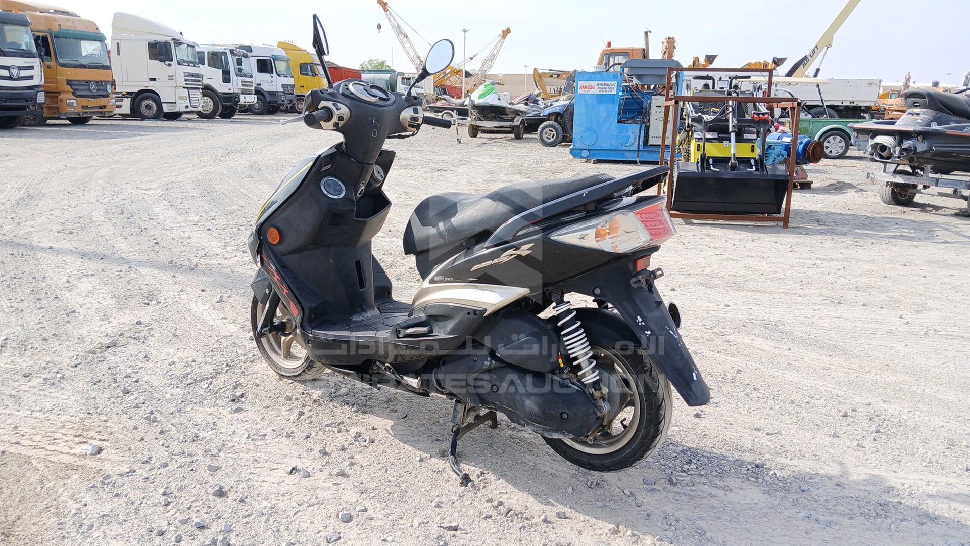 2012 YAMAHA --- VIN: RKRSE4640CA562603