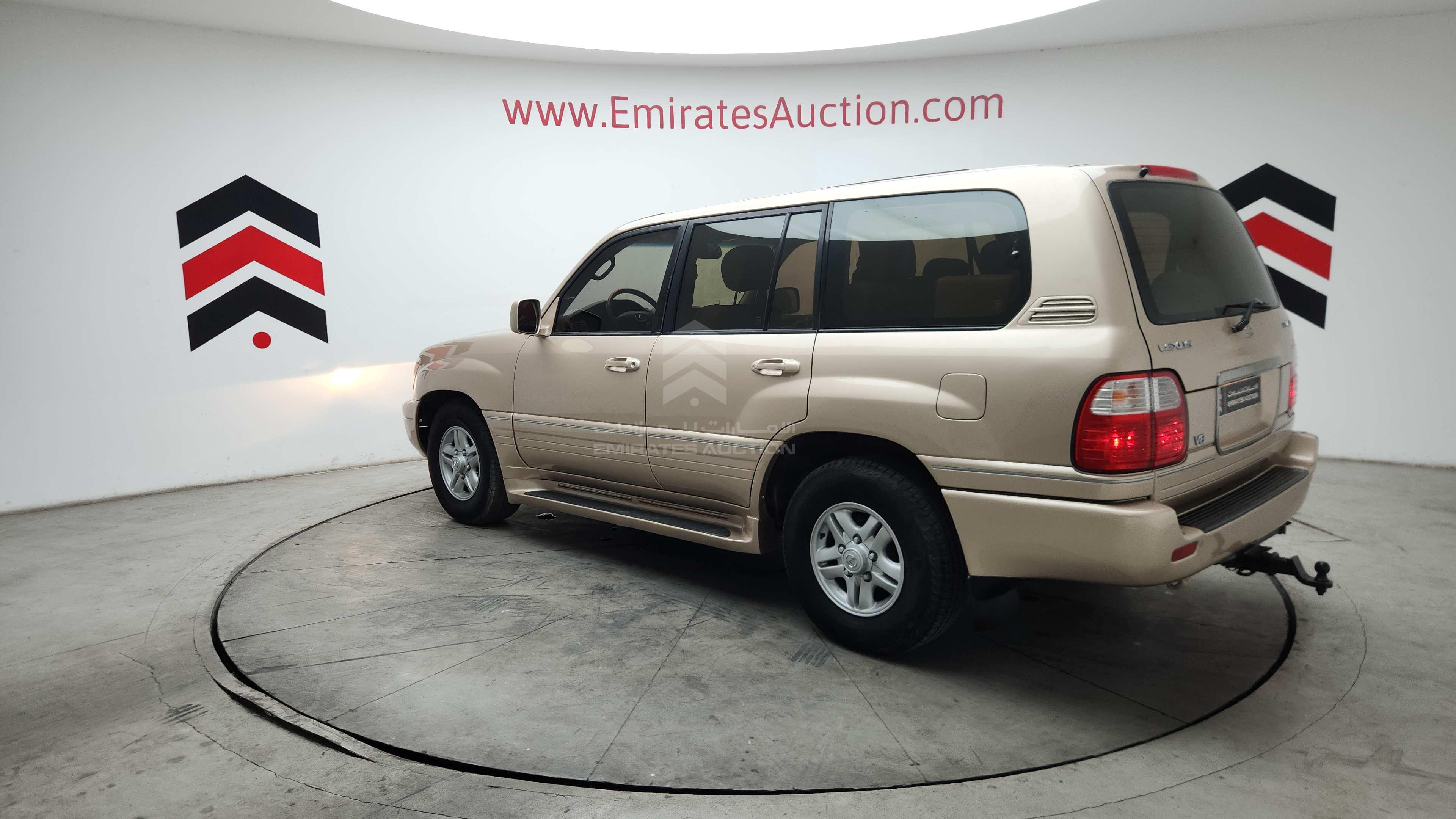 JTJHT00W513501087 - 2001 Lexus LX 470 - #511626