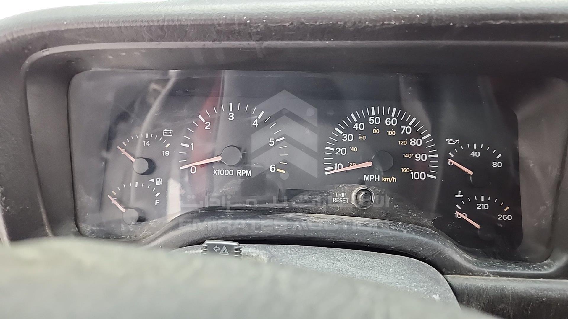 2001 JEEP CHEROKEE VIN: 1J4FT58S81L600635