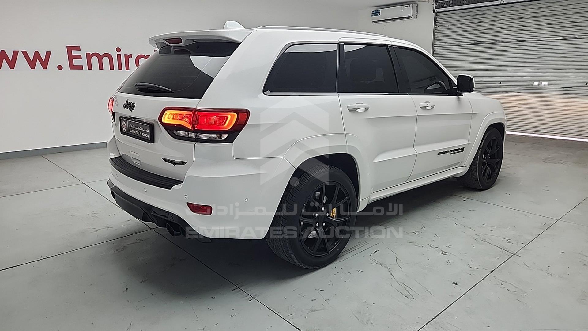 2018 JEEP GRAND CHEROKEE SRT-8 VIN: 1C4RJFN9XJC243765