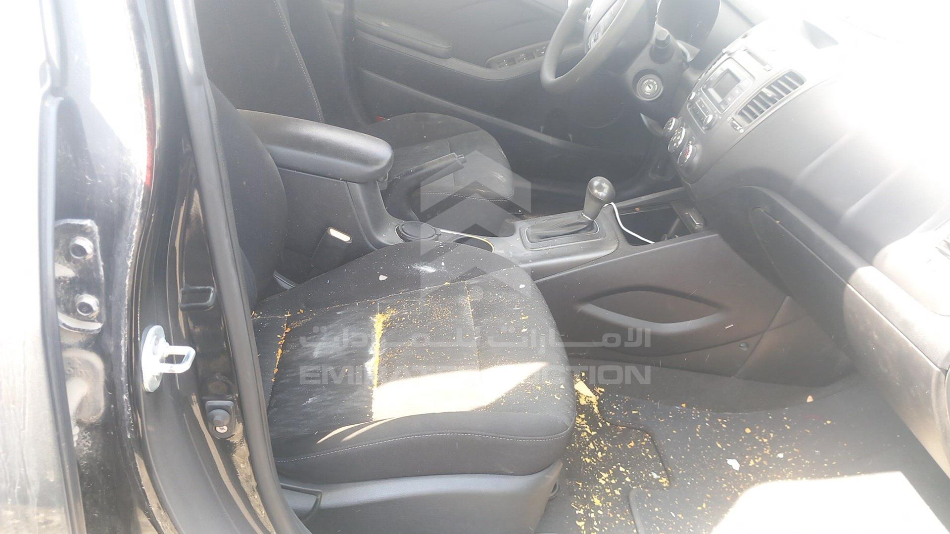 2015 KIA CERATO VIN: KNAFK4118F5901421