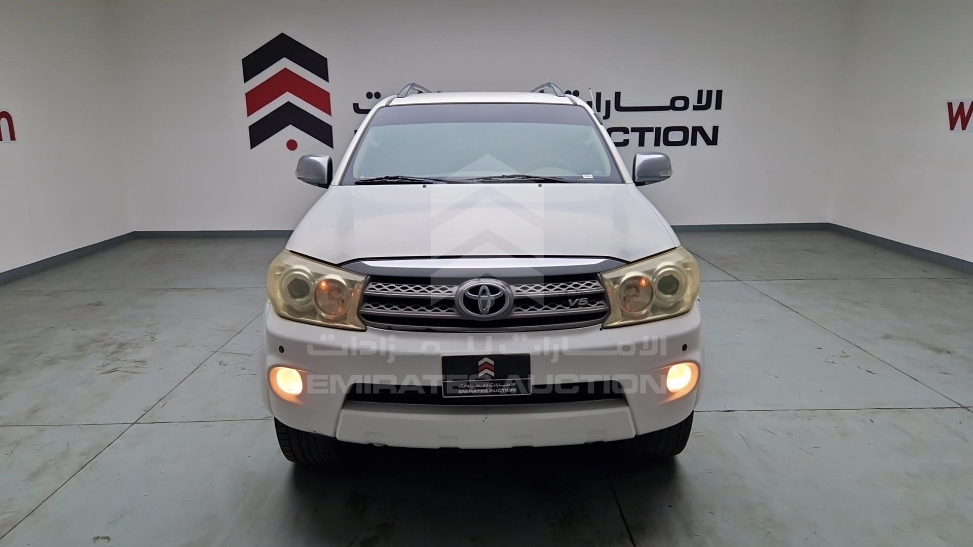2009 TOYOTA FORTUNER VIN: MHFYU59G497009619