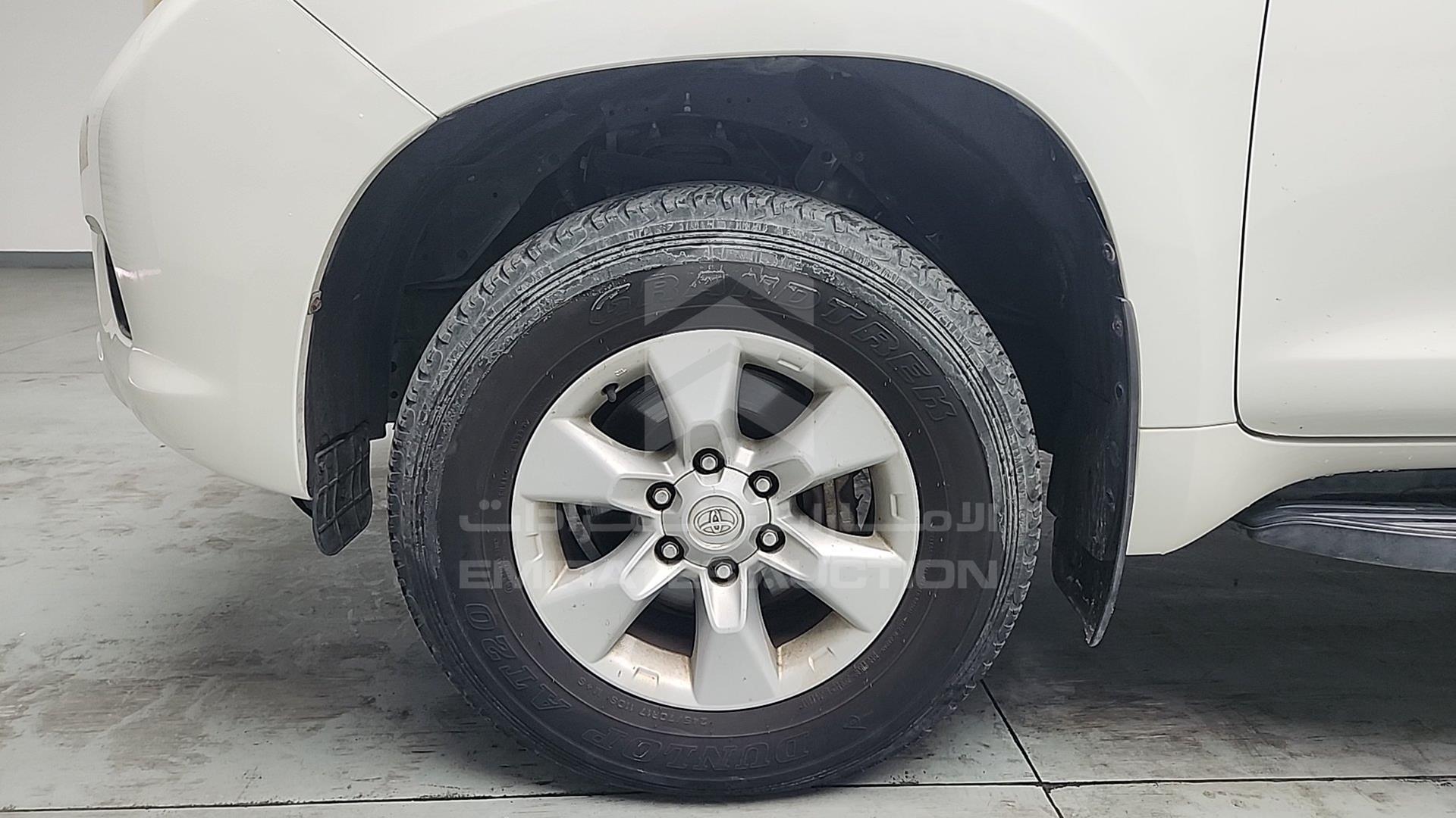 2011 TOYOTA PRADO VIN: JTEJU9FJ9B5018625