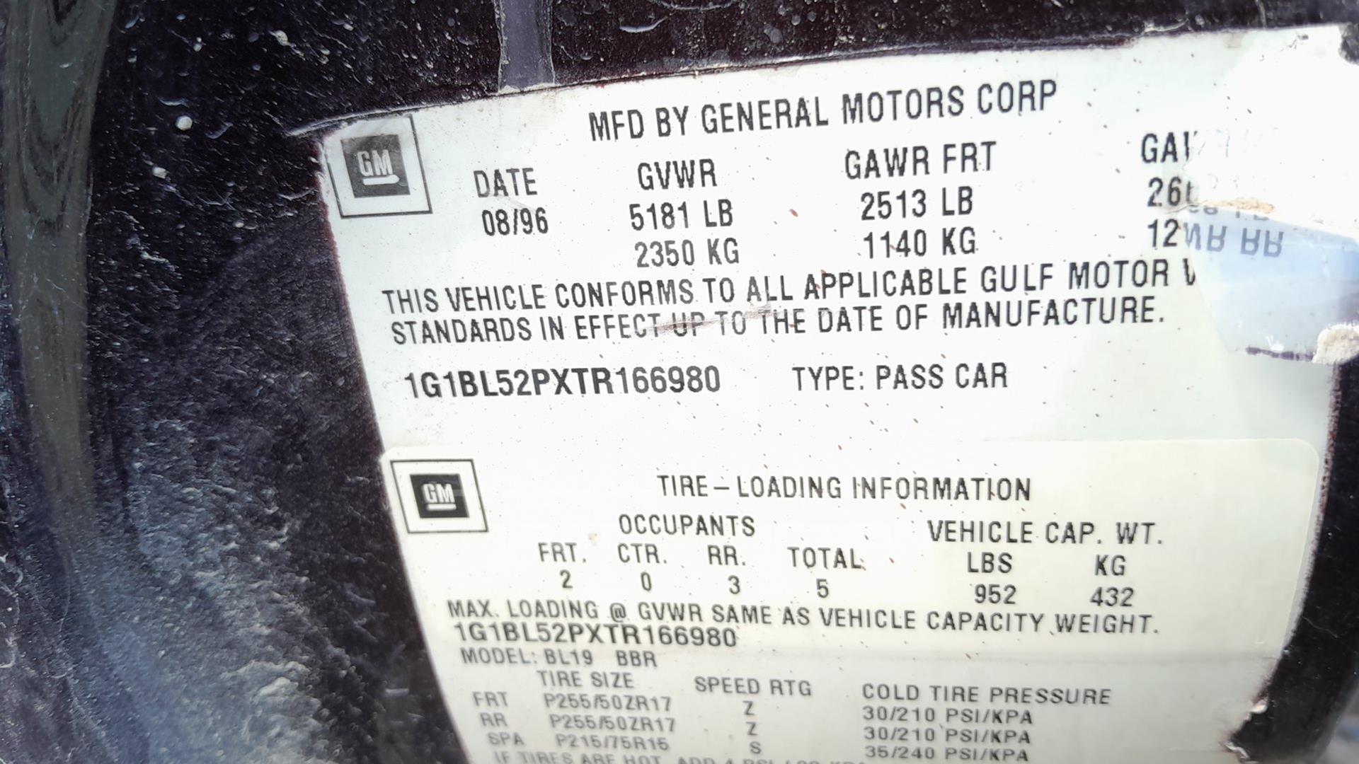 1996 CHEVROLET CAPRICE VIN: 1G1BL52PXTR166980