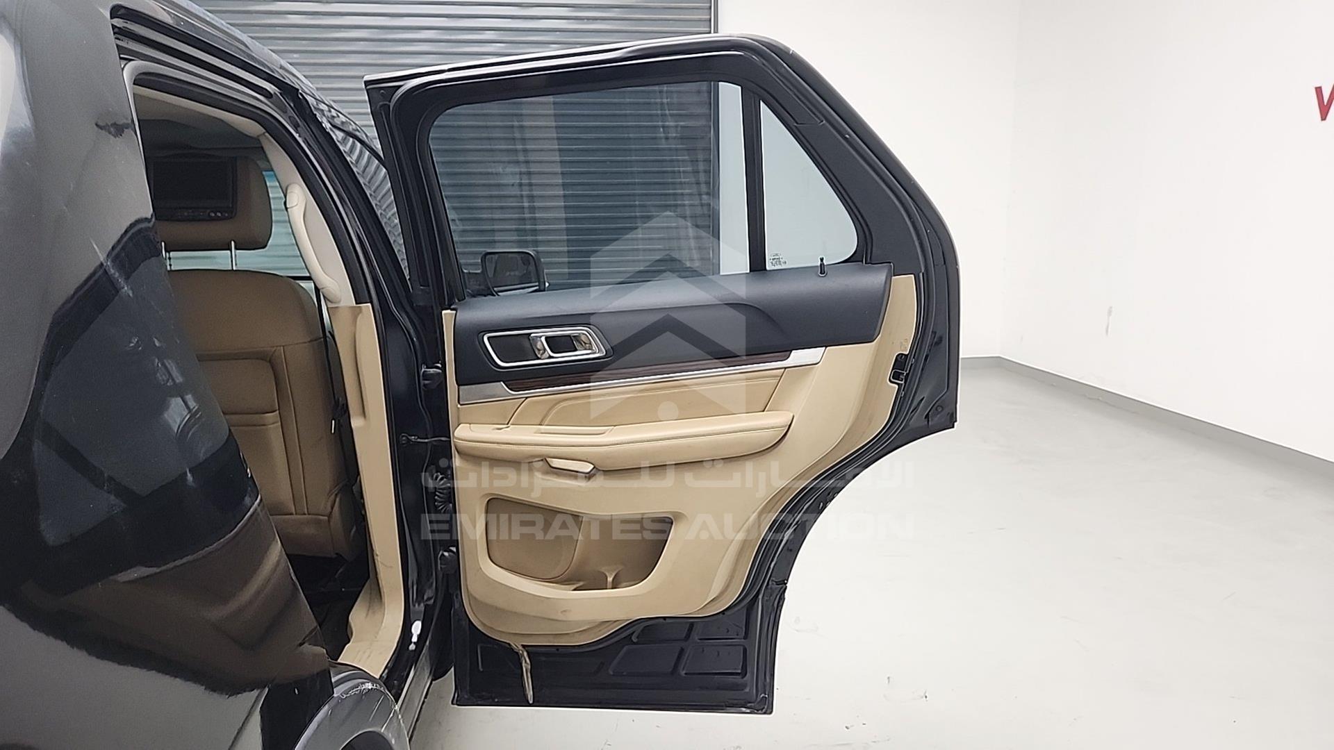 2016 FORD EXPLORER VIN: 1FM5K8F89GGA68077