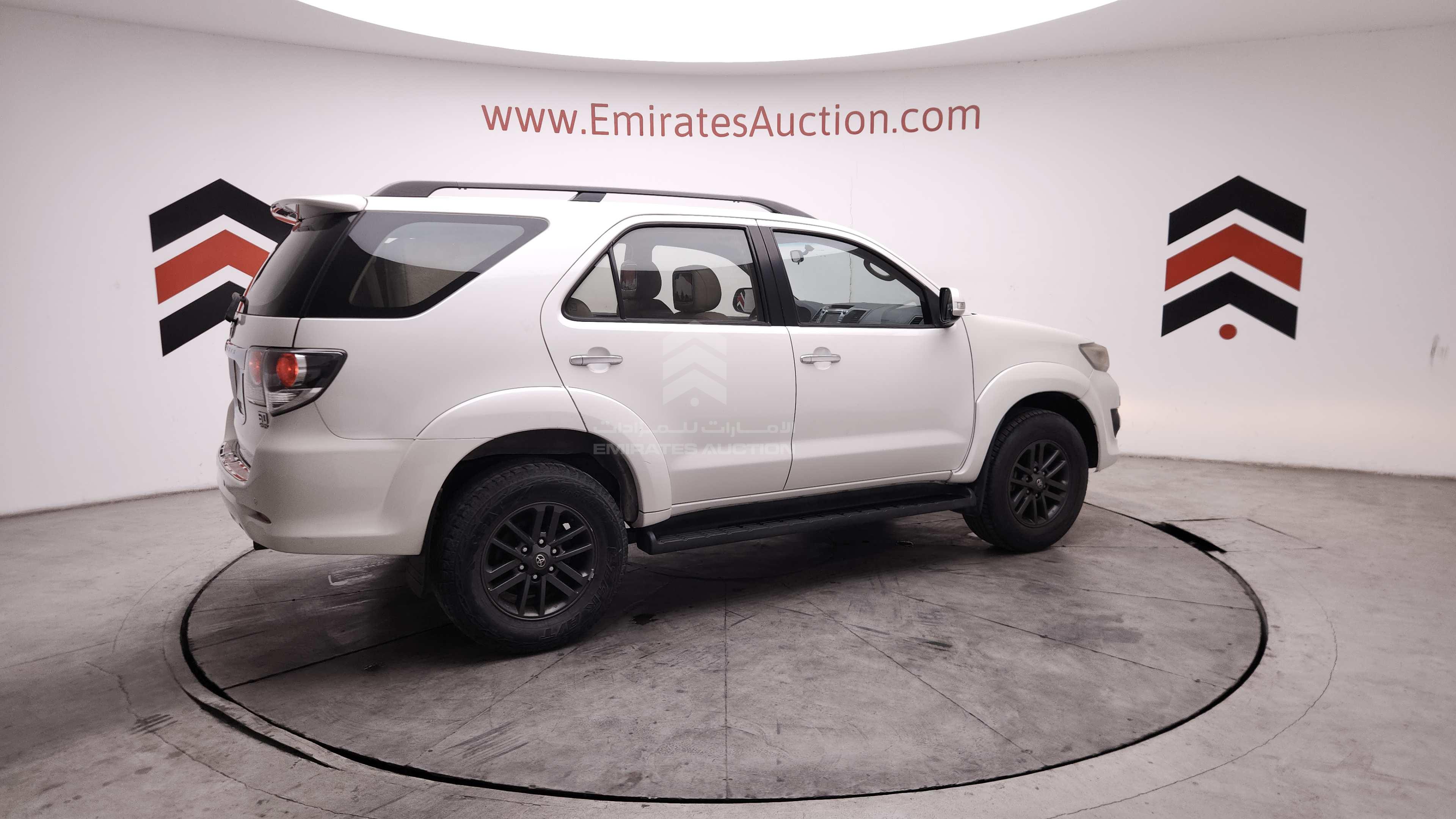 MHFYU59G0F7042614 - 2015 Toyota Fortuner - #504127