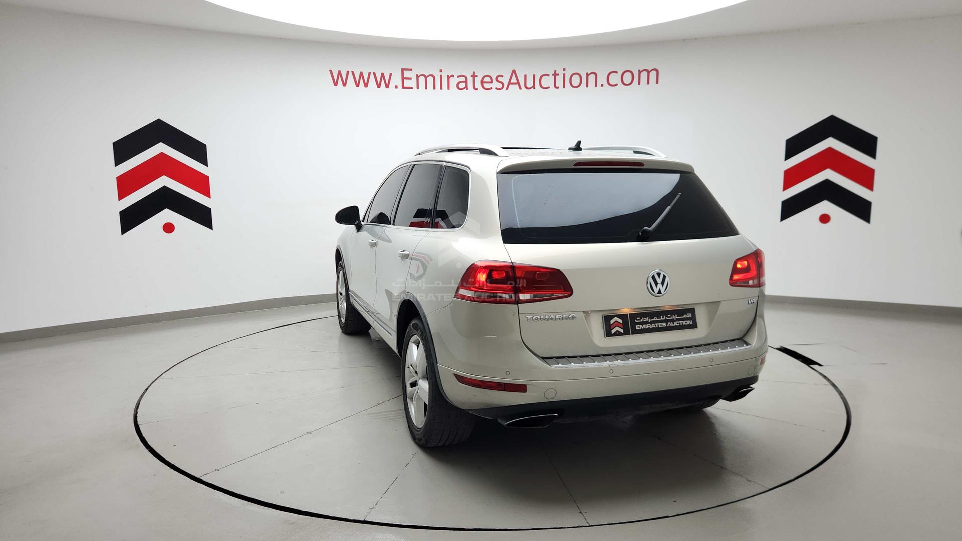 2012 VOLKSWAGEN TOUAREG VIN: WVGBC27P0CD000121