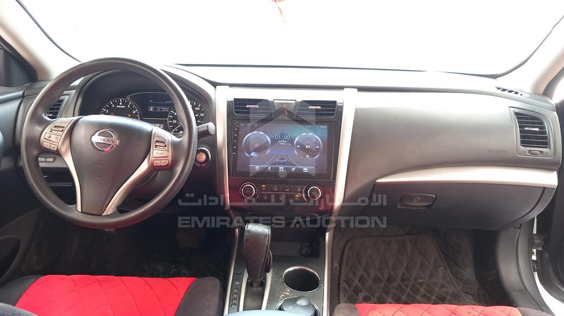 2015 Nissan Altima — Full Dashboard View — Photo 16