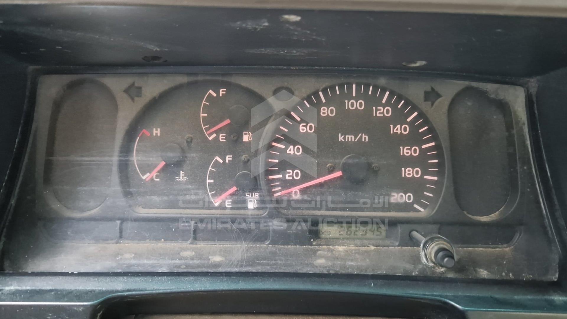2006 TOYOTA LAND CRUISER VIN: JTFLJ71J168010726