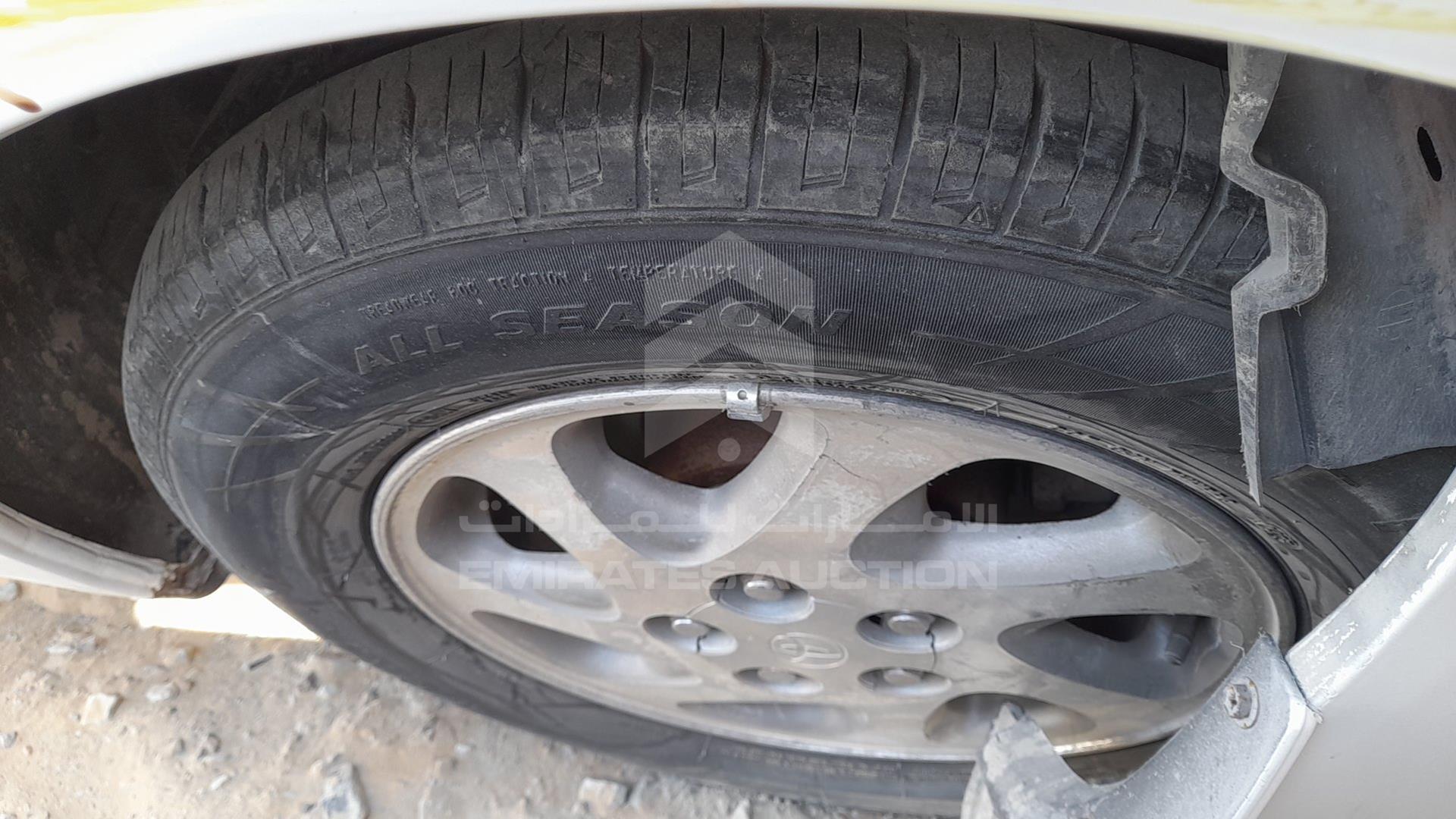 2004 TOYOTA CAMRY VIN: 6T1BE32K04X454997