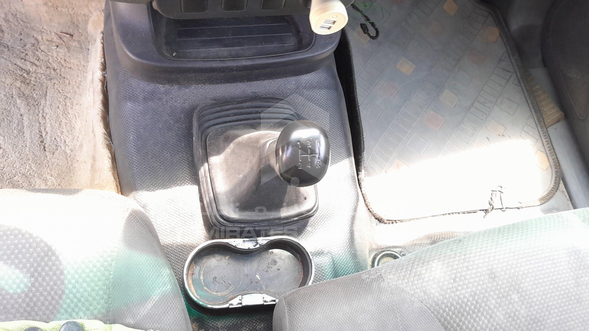 2016 MITSUBISHI L 200 VIN: MMBJNKJ40GH065288