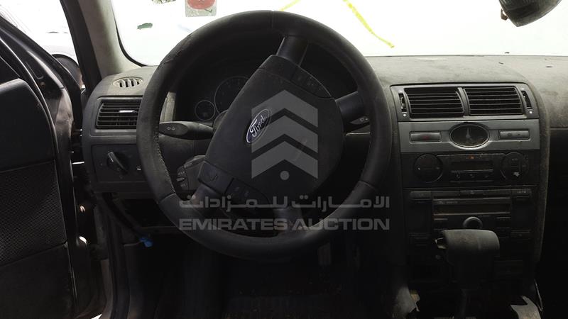 VIN: WF0FB34F76GE10881 Auction: EmiratesAuction Lot: 343815 WF0FB34F76GE10881 Ford Mondeo 2006 BLUE Photo 14
