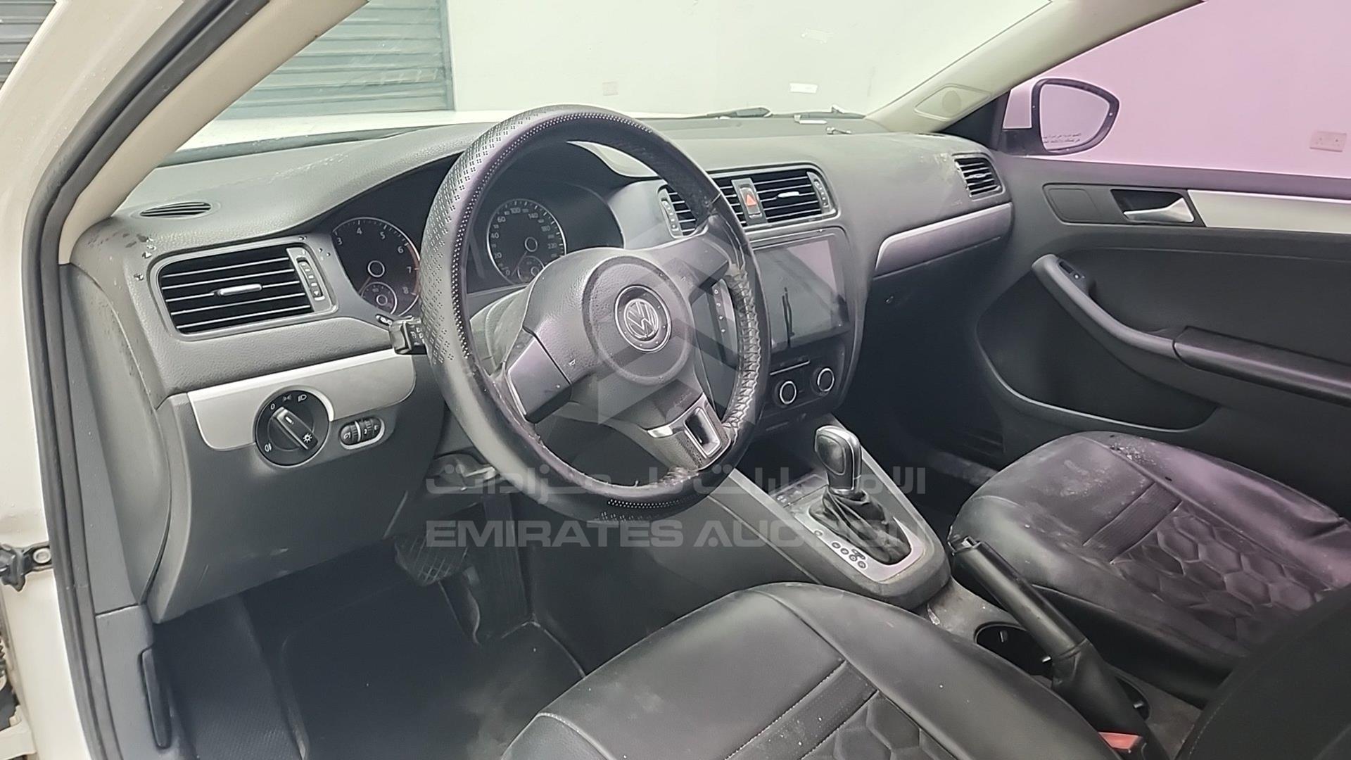 2014 VOLKSWAGEN JETTA VIN: WVWRV1AJ6EM240515